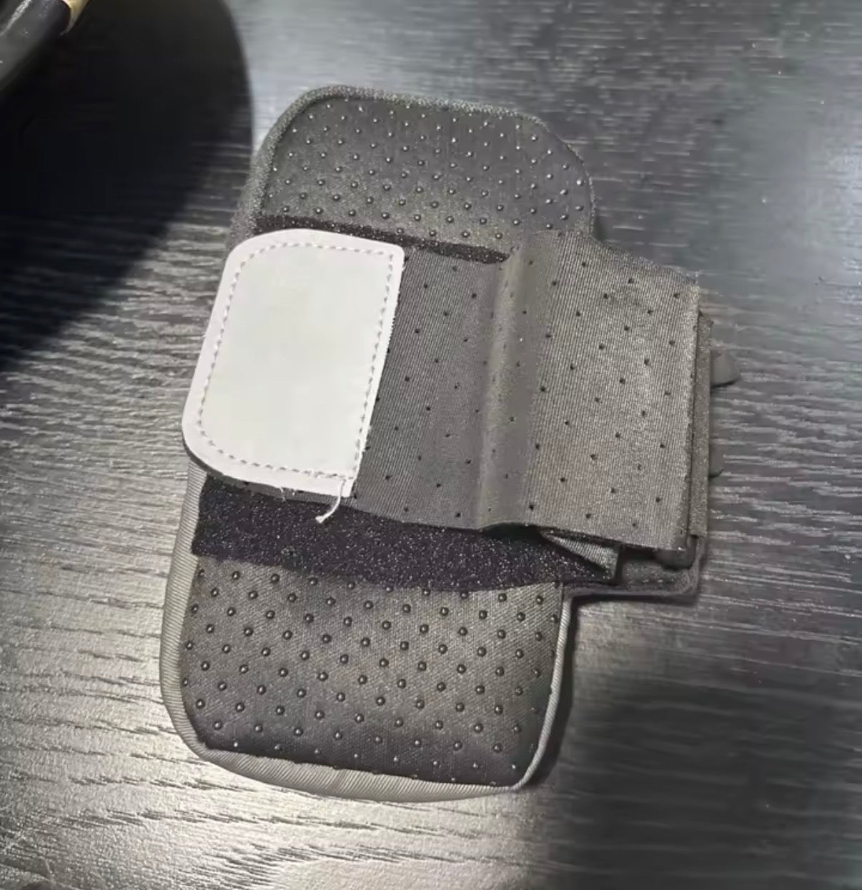 Bag for any bike or scooter, 3 pockets and can hold any phone.